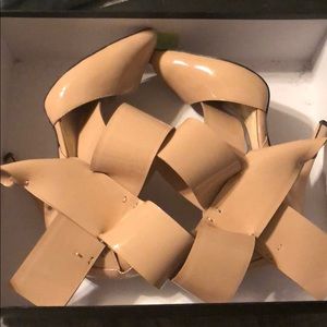 Aminah Abdul Jillil nude bow heels